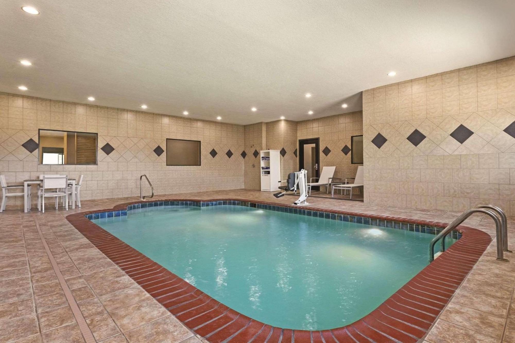 Country Inn & Suites By Radisson, Byram-Jackson South, Ms Esterno foto